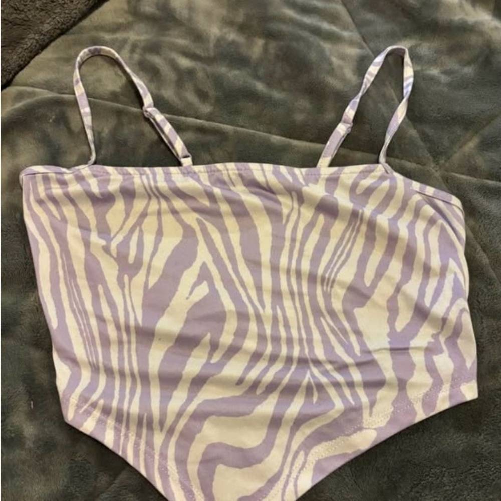 SHEIN Purple and White Zebra Print Crop Top
